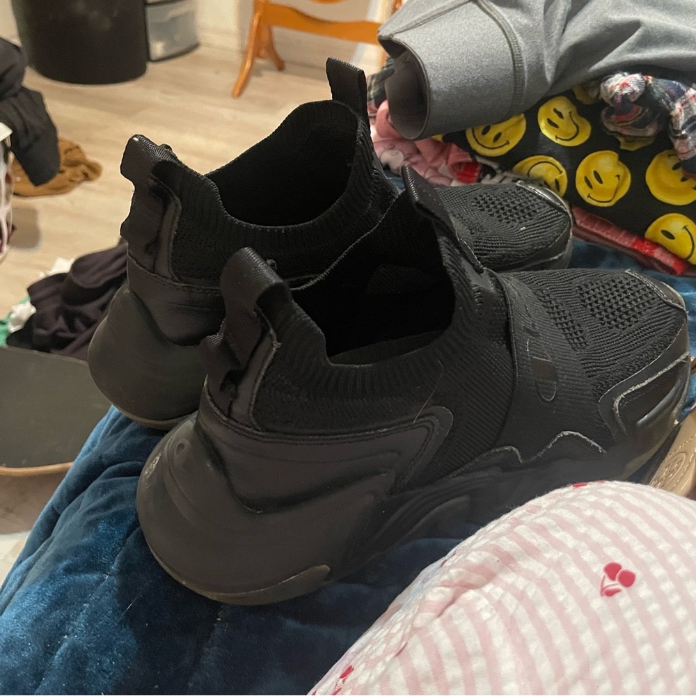 Champion Women's Black Slip-On Sneakers